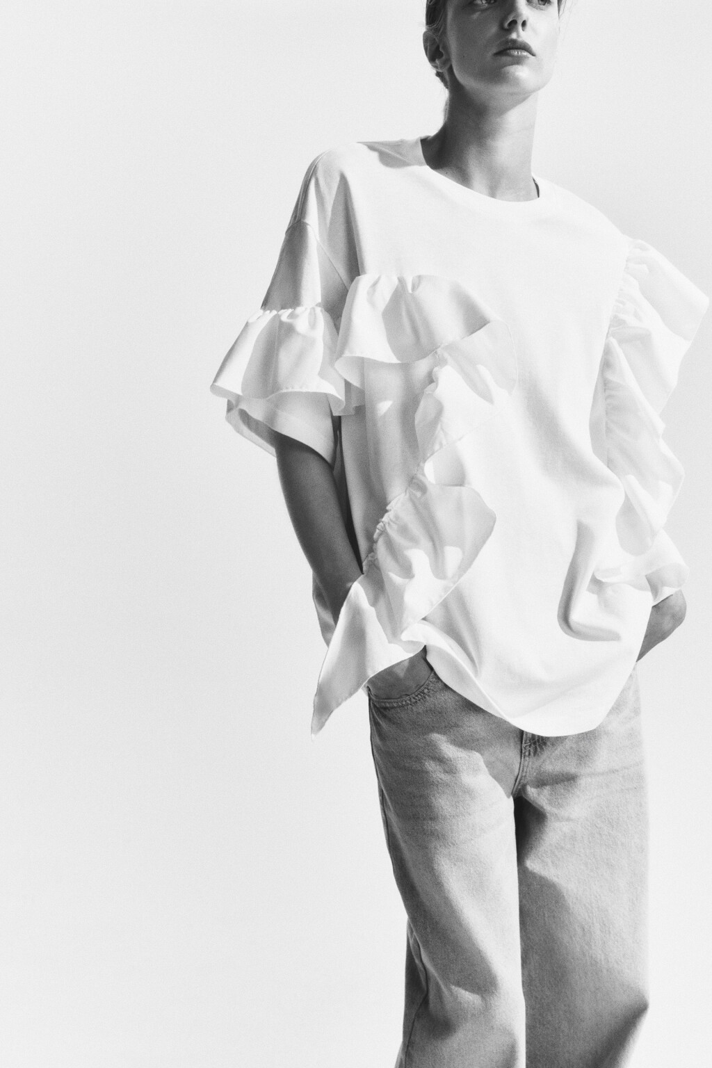 Футболка хлопковая с воланами - цвет белый - 1