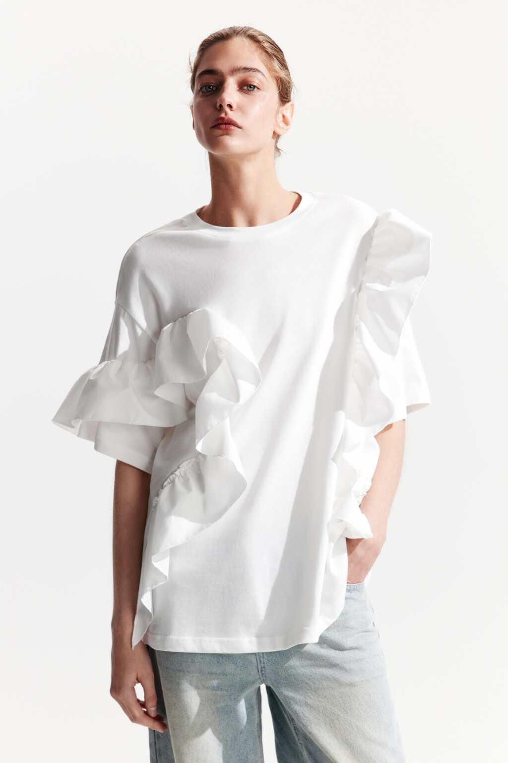 Футболка хлопковая с воланами - цвет белый - 3