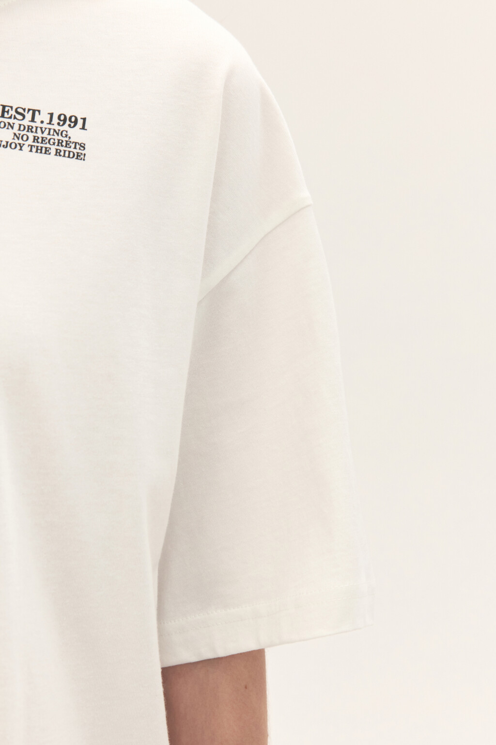 Футболка oversize с принтом - цвет белый - 6