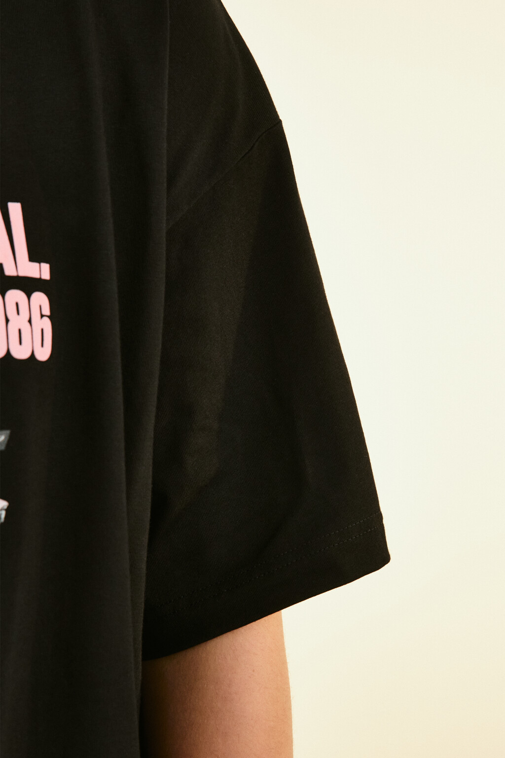Футболка oversize с принтом - цвет черный - 6