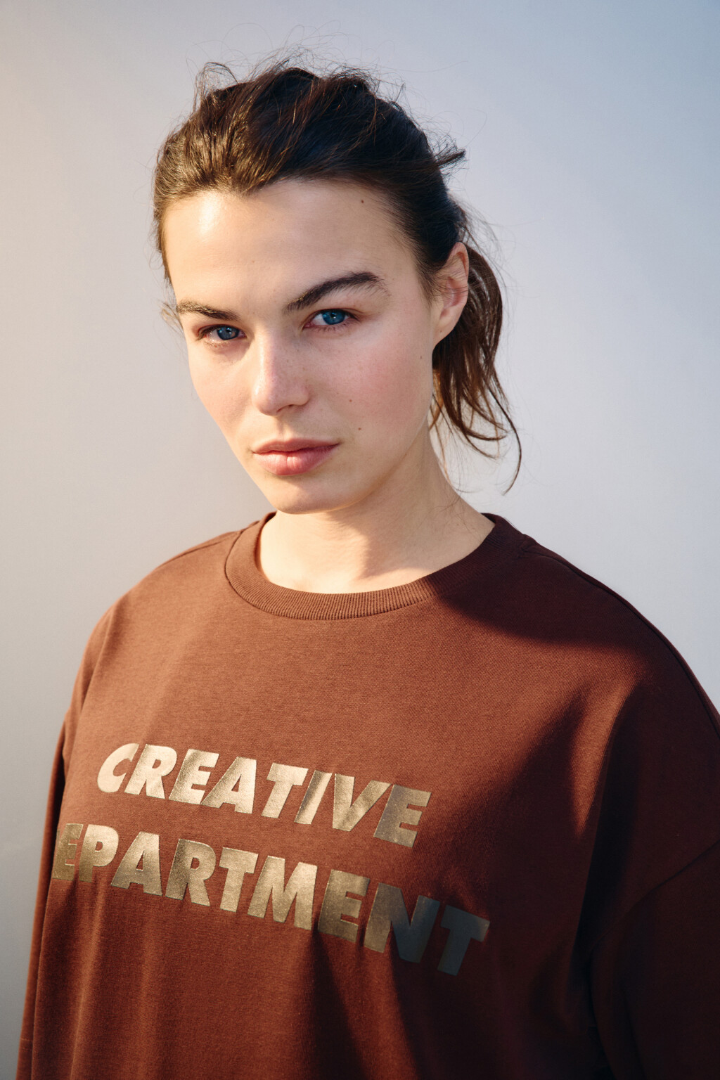 Футболка oversize с принтом - цвет коричневый - 5