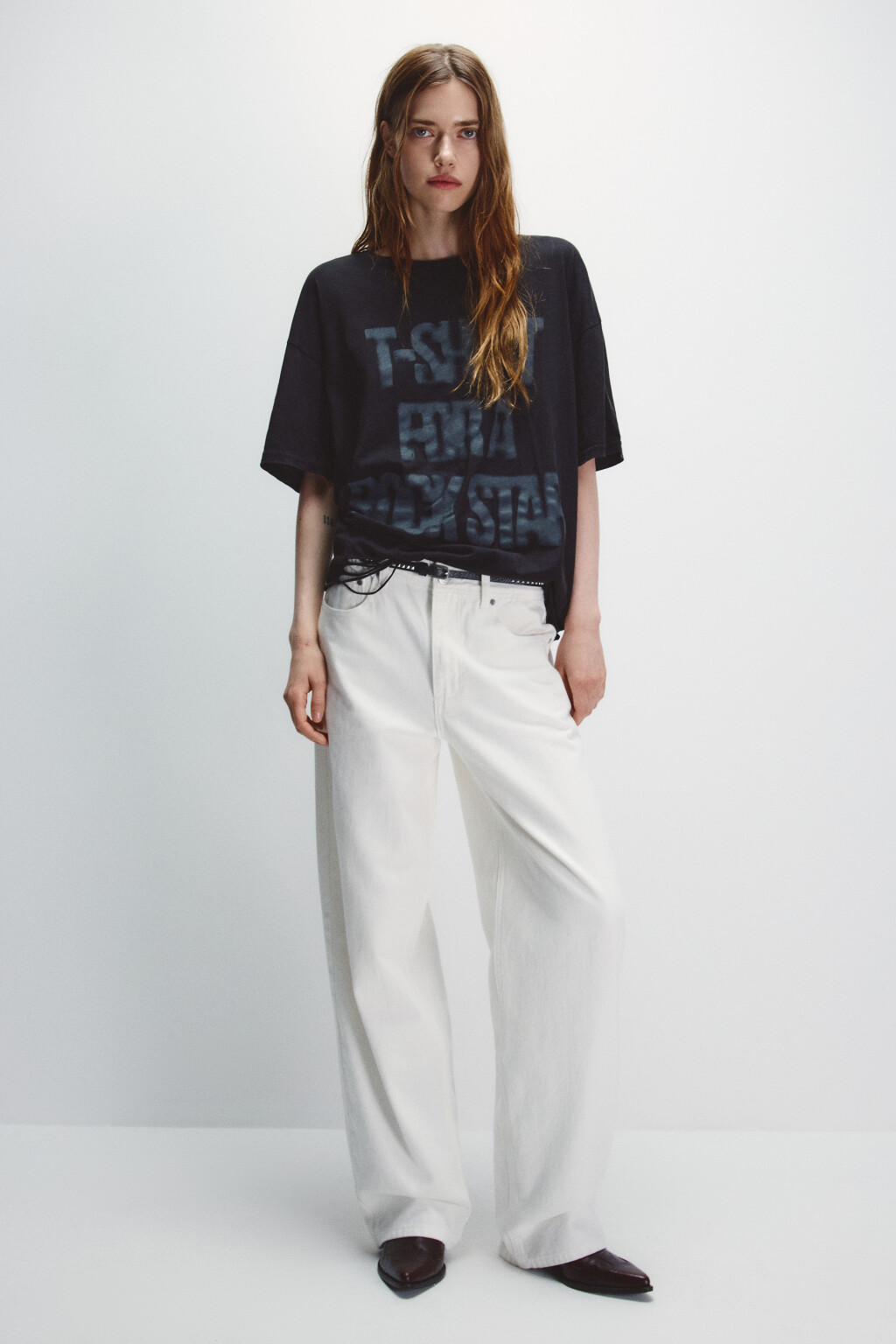 Футболка рваная с надписью - цвет черный - 5