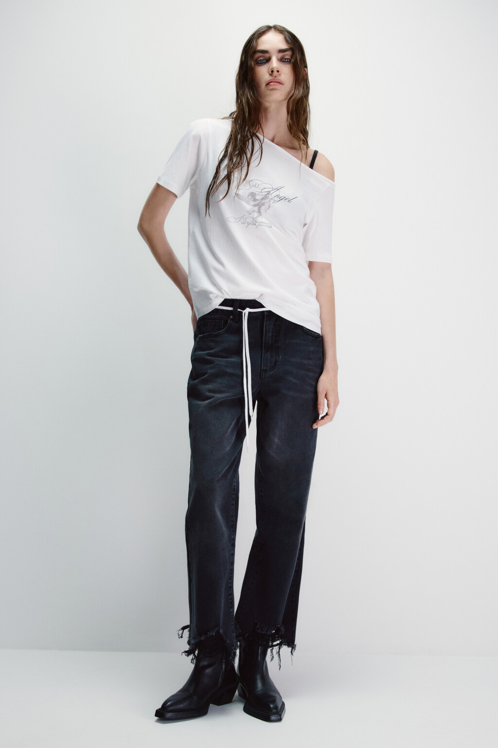 Футболка-топ с открытым плечом - цвет белый - 5