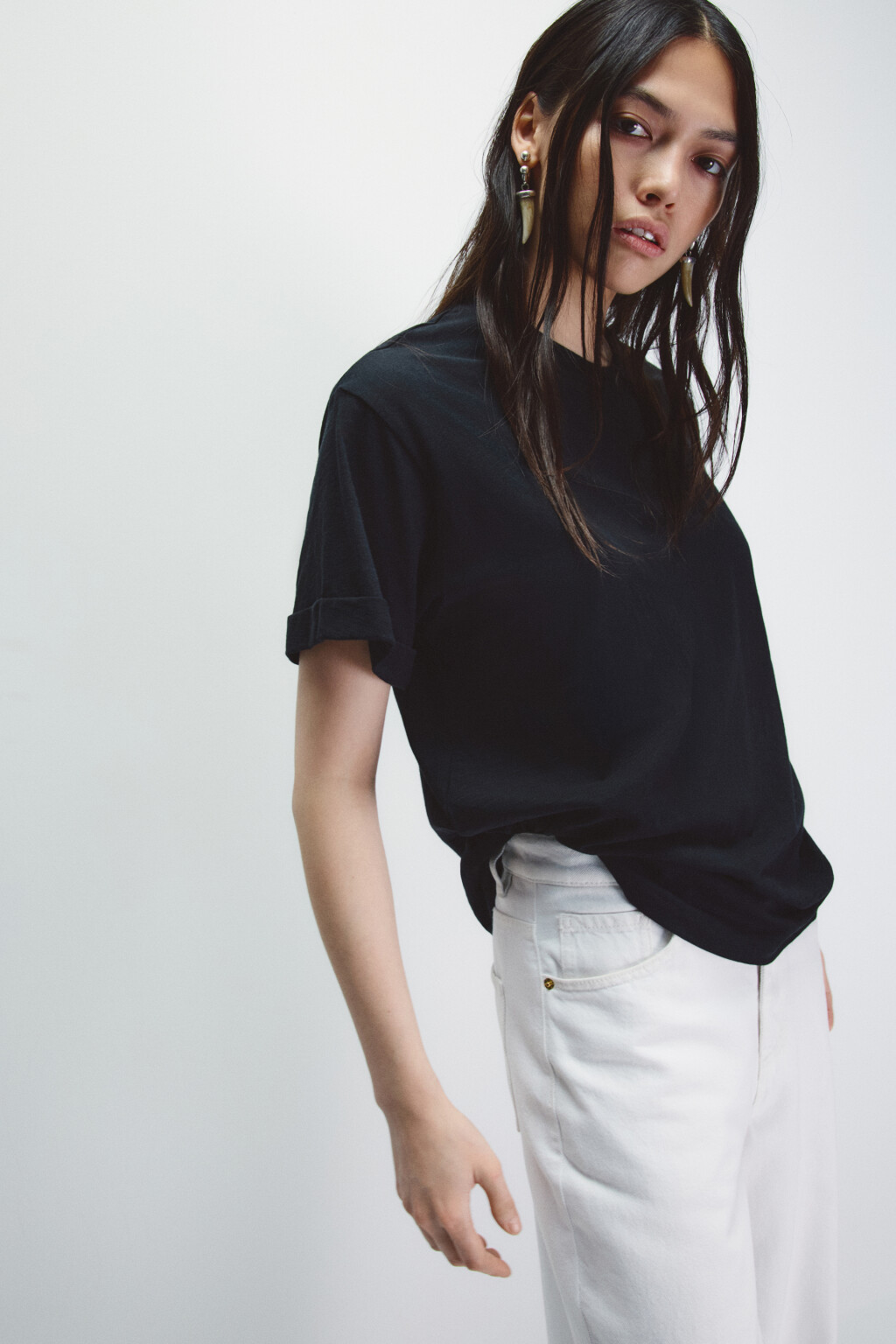 Футболка из тонкого трикотажа - цвет черный - 1