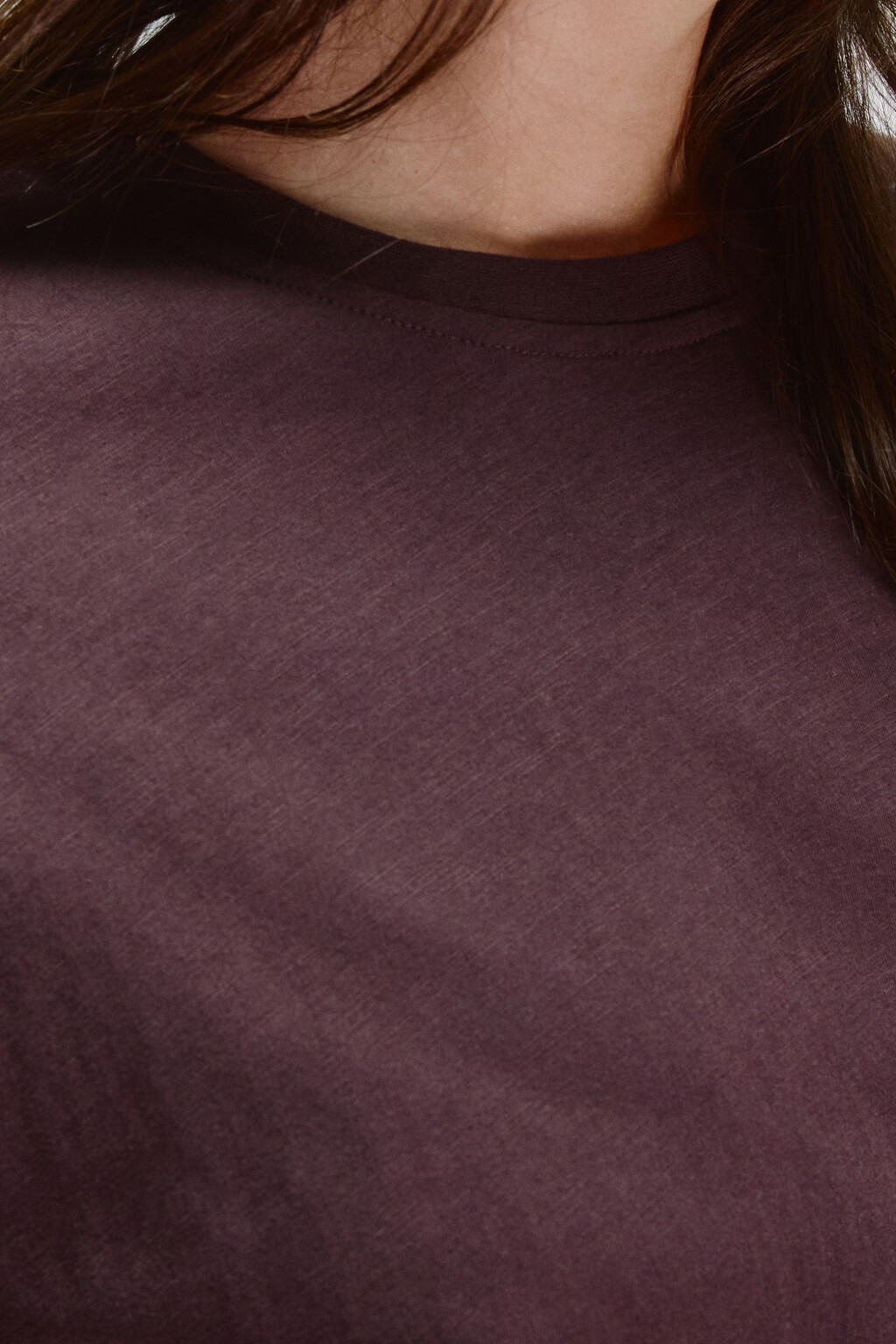 Футболка из тонкого трикотажа - цвет фиолетовый - 5