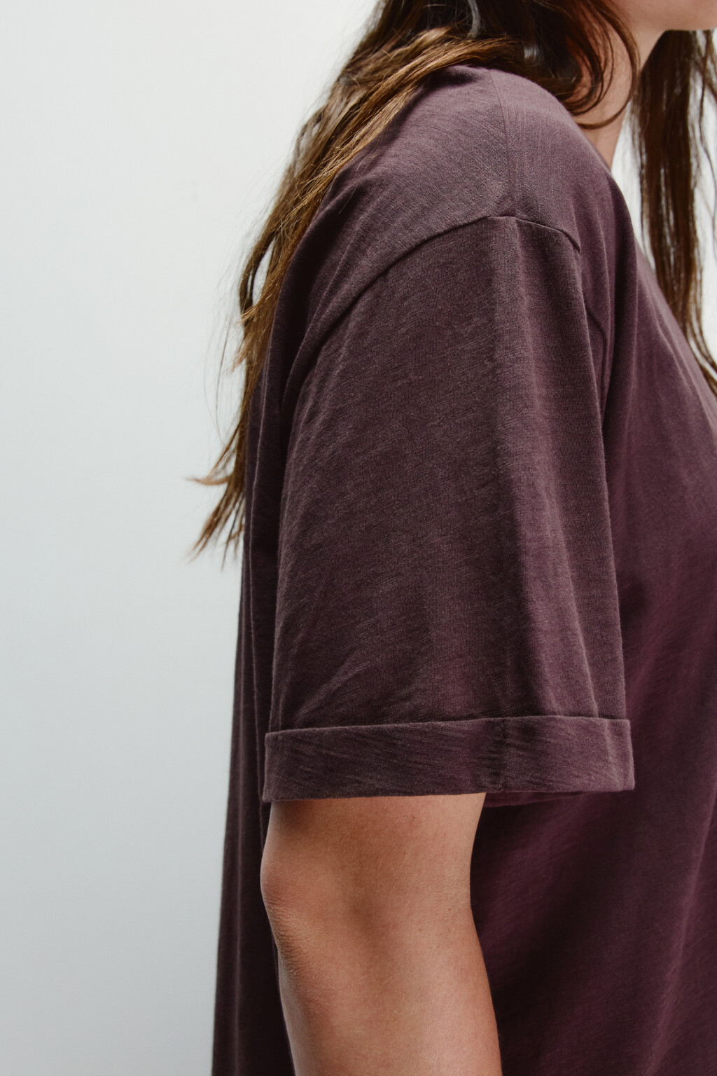 Футболка из тонкого трикотажа - цвет фиолетовый - 6