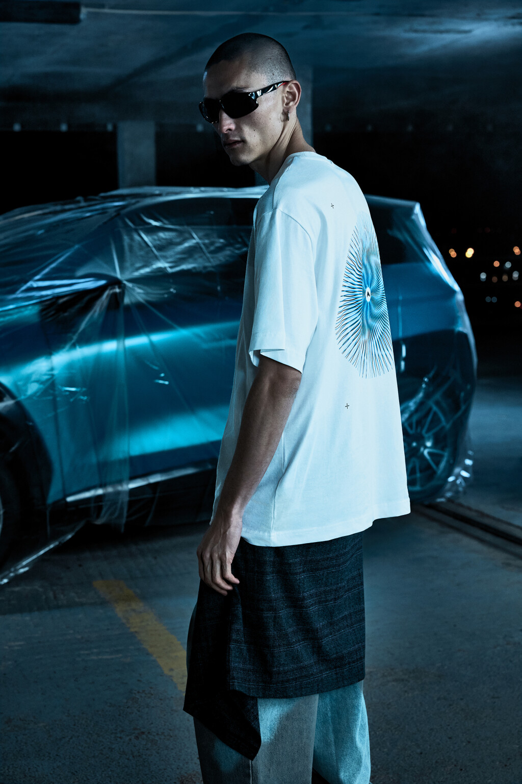 Футболка oversize с принтом - цвет белый - 2