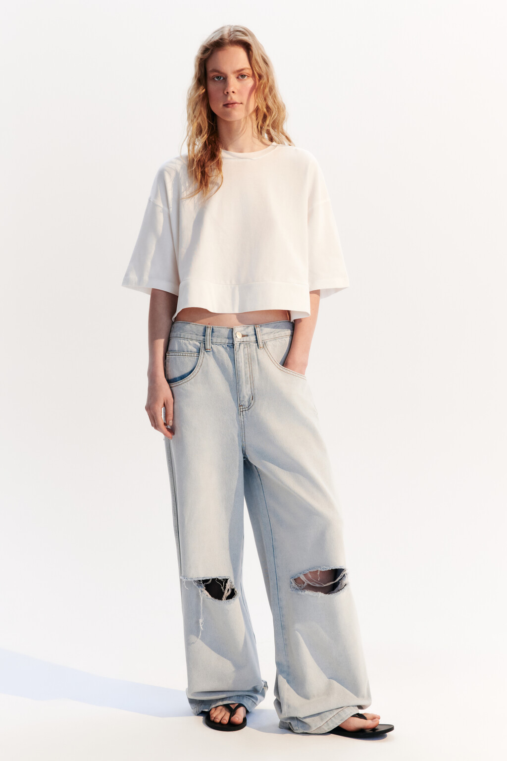 Футболка укороченная свободная - цвет белый - 4