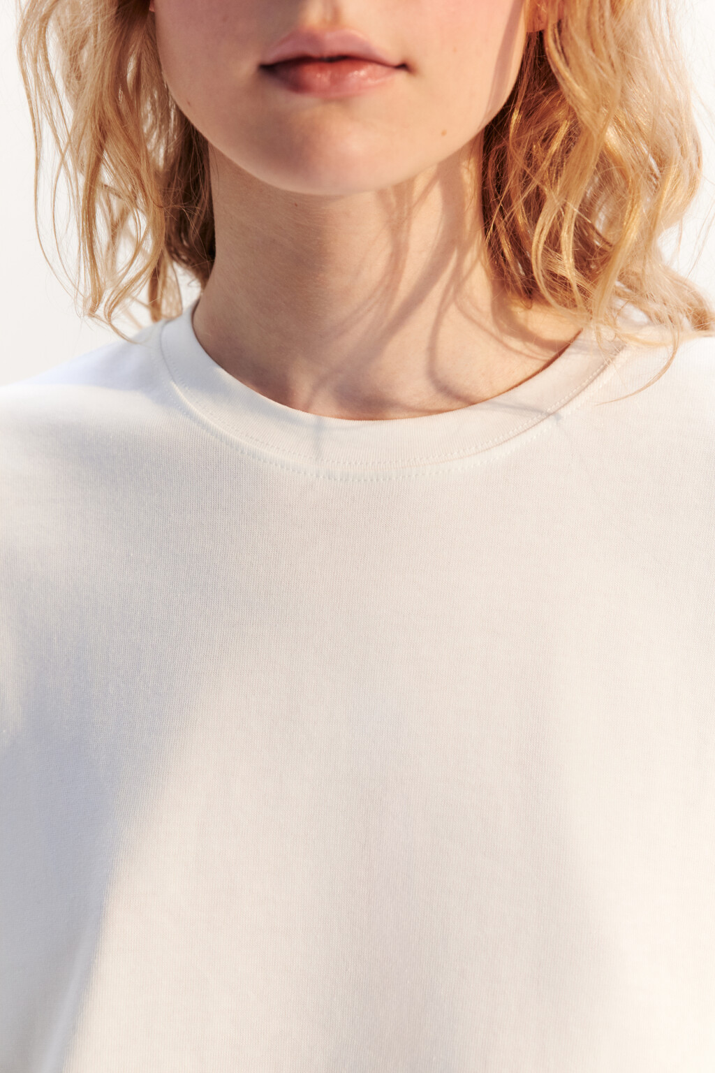 Футболка укороченная свободная - цвет белый - 5