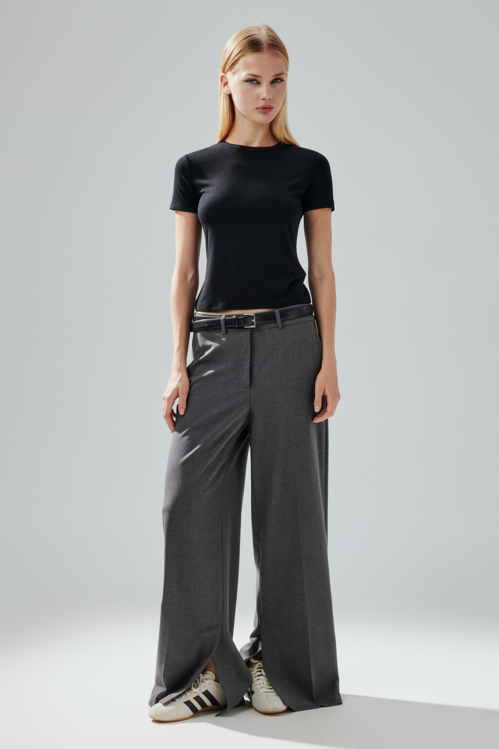 Футболка облегающая из вискозы - цвет черный - 4