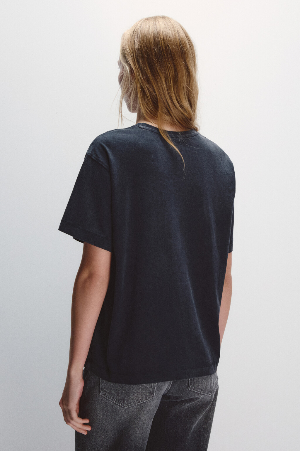 Футболка со стиркой и принтом - цвет серый - 3