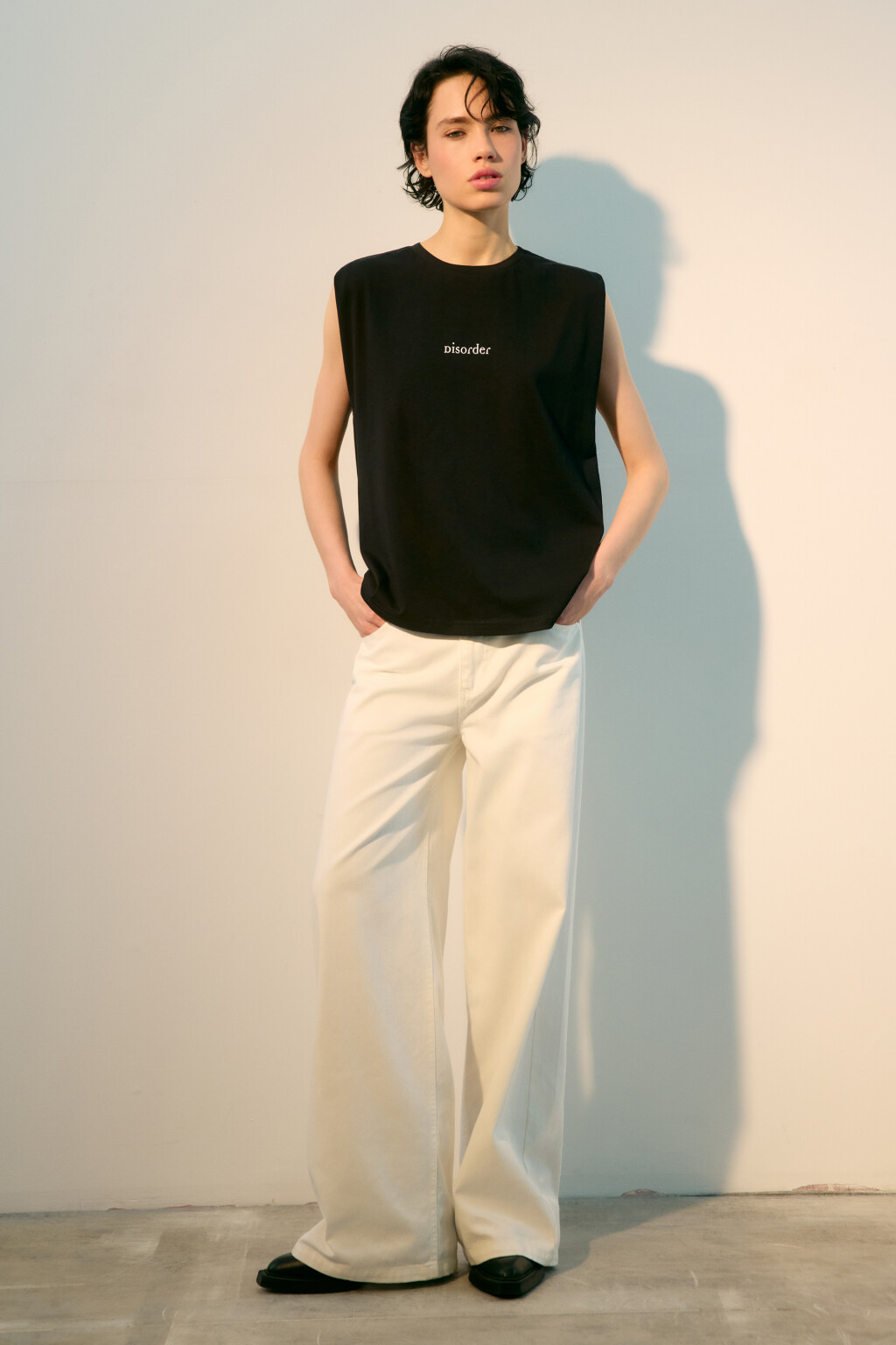 Футболка хлопковая без рукавов - цвет черный - 4