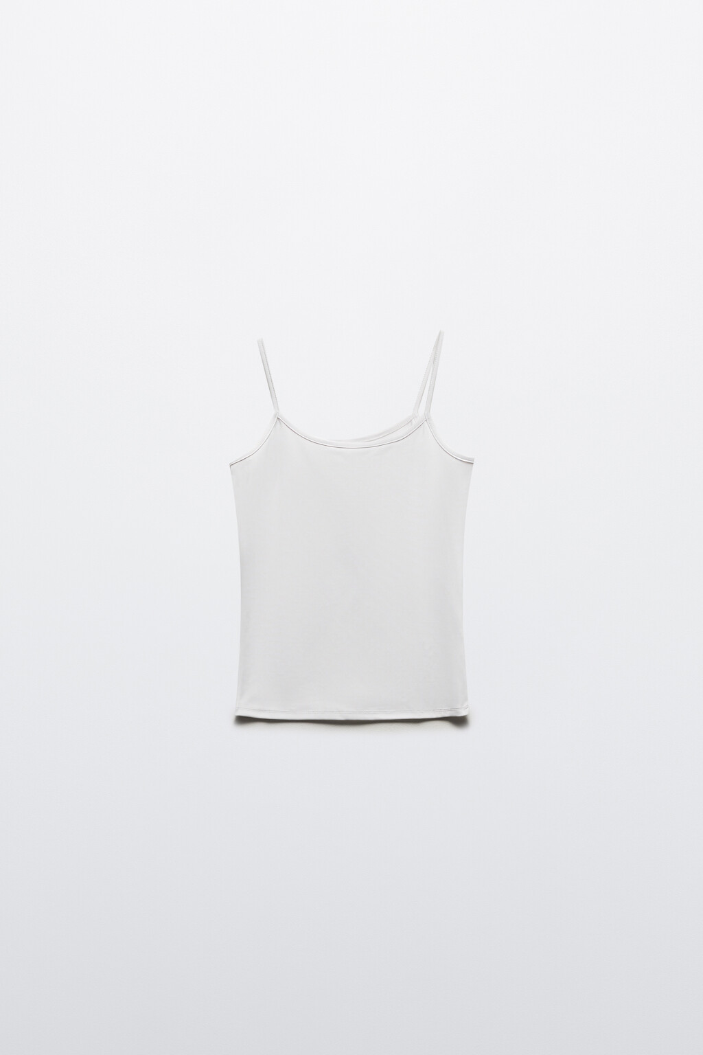 Майка гладкая на тонких бретелях - цвет белый - 7