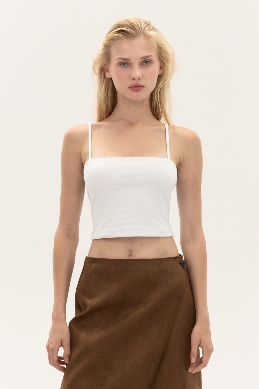 Топ-майка на тонких бретелях - цвет белый - 2