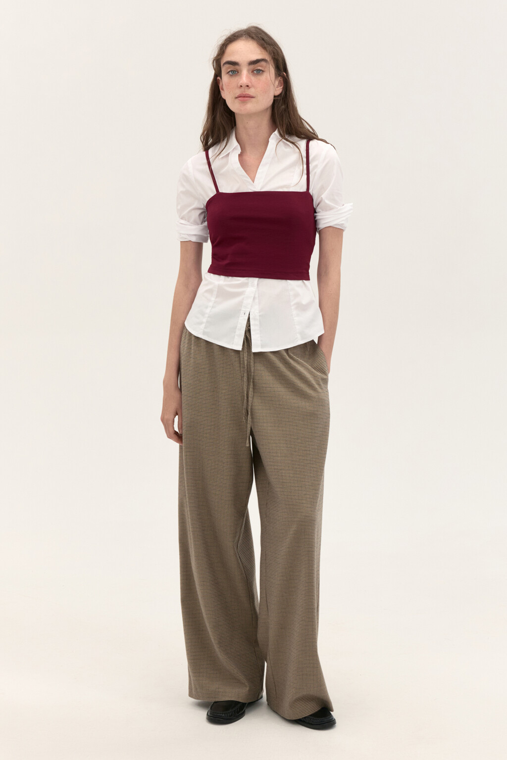 Топ-майка на тонких бретелях - цвет бордовый - 4