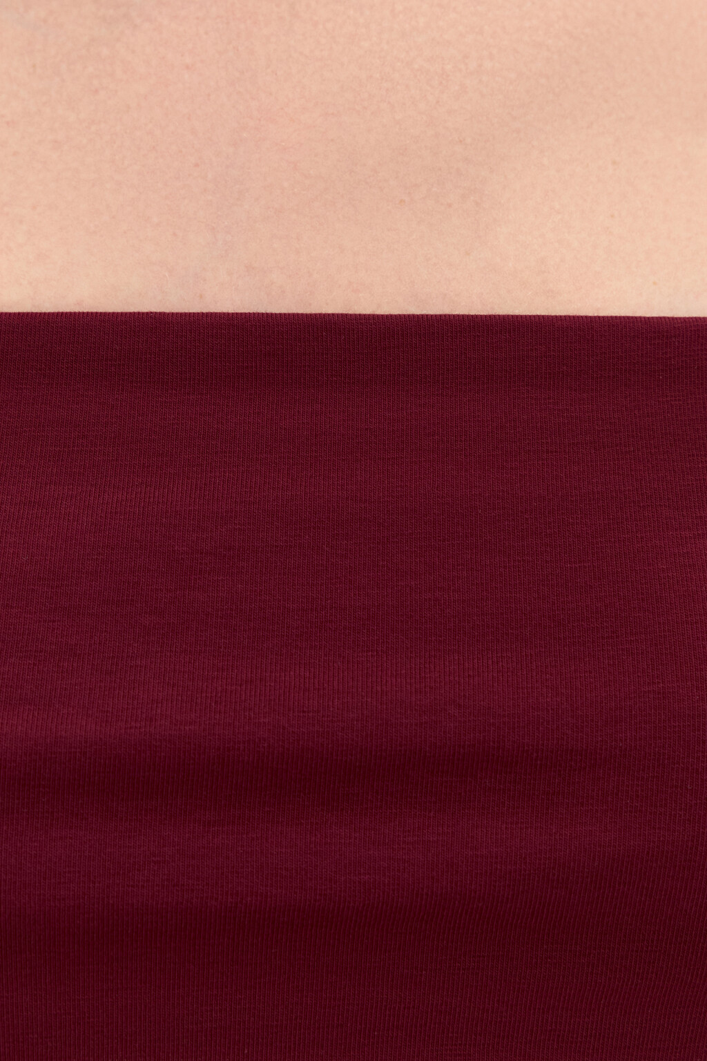Топ-майка на тонких бретелях - цвет бордовый - 5