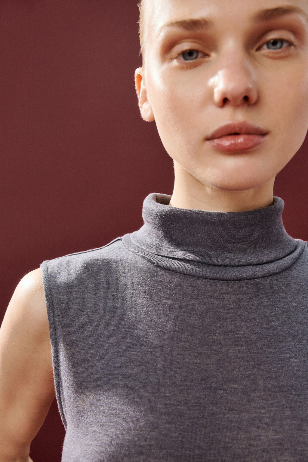 Топ-водолазка без рукавов - цвет серый - 6