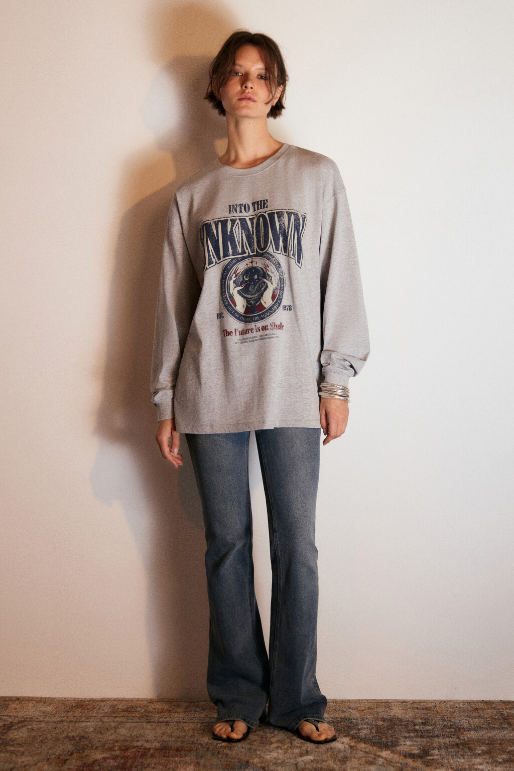 Лонгслив трикотажный с принтом - цвет серый - 4