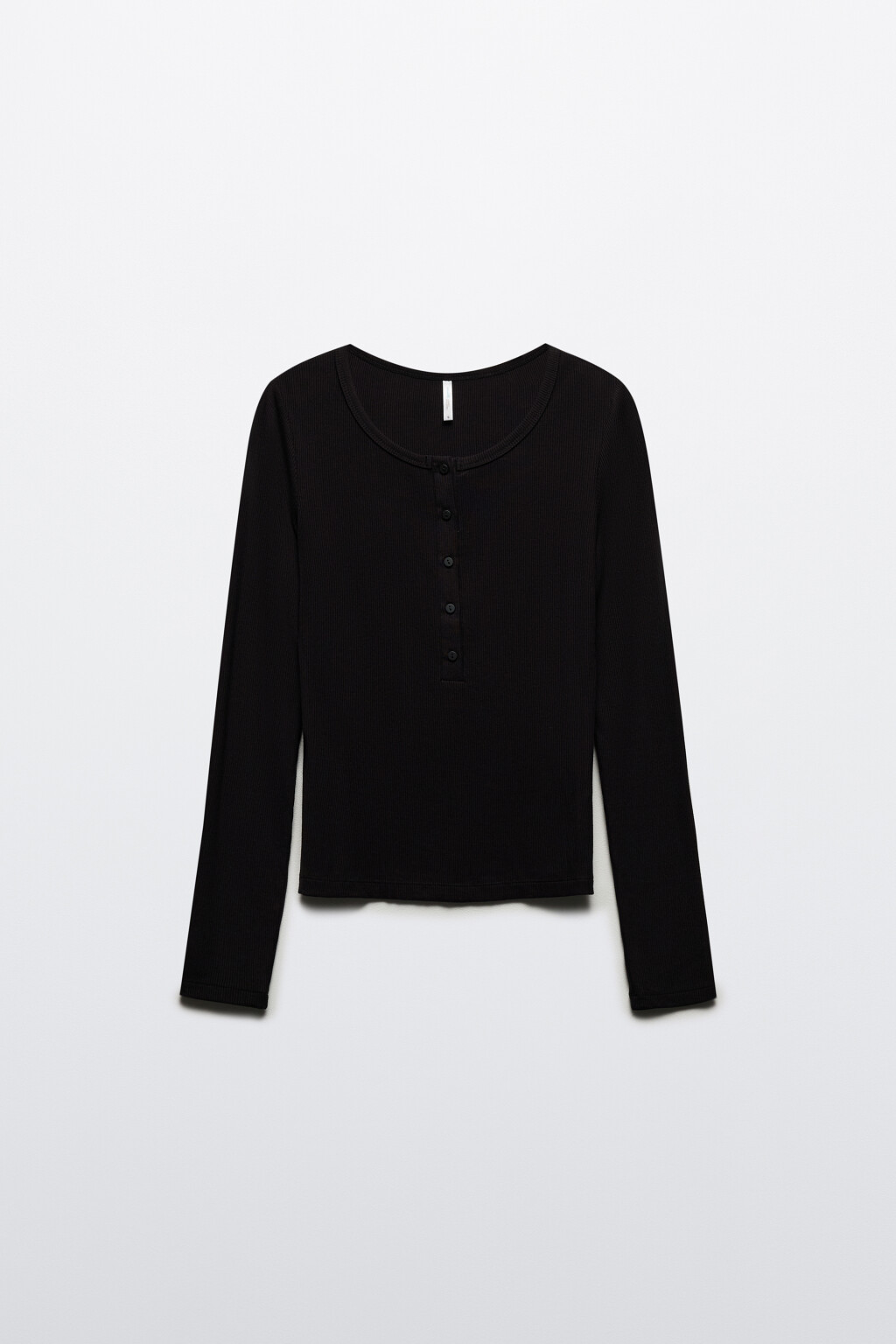 Лонгслив вискозный на пуговицах - цвет черный - 7