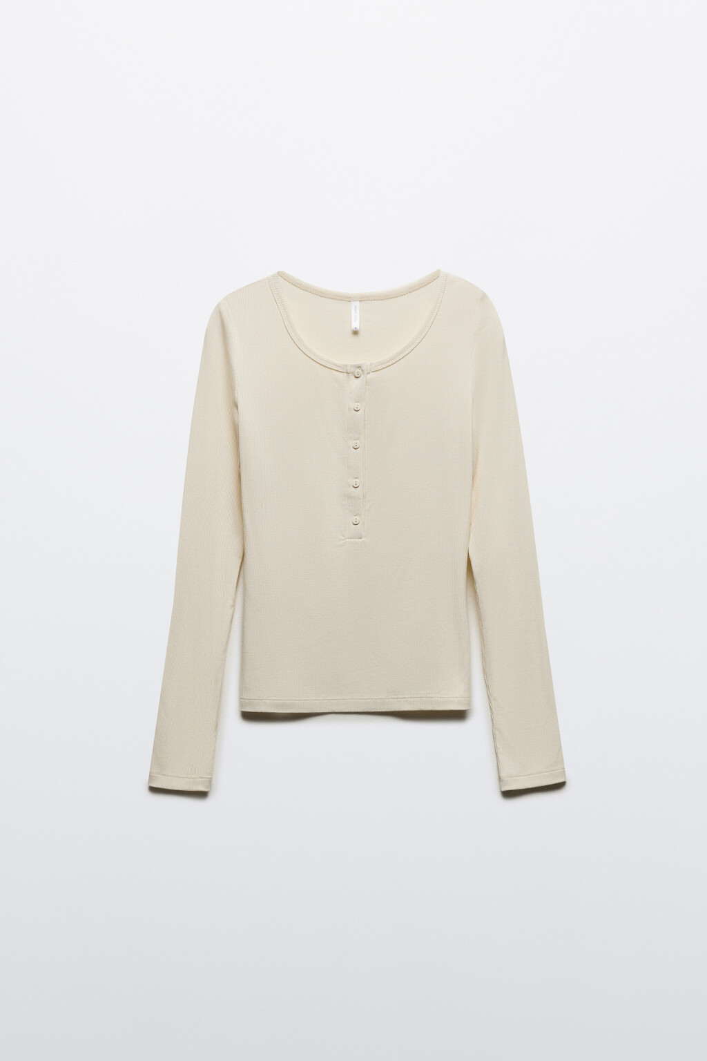 Лонгслив вискозный на пуговицах - цвет молочный - 7