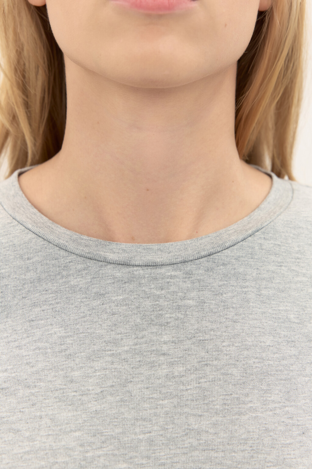 Лонгслив приталенный из вискозы - цвет серый - 5