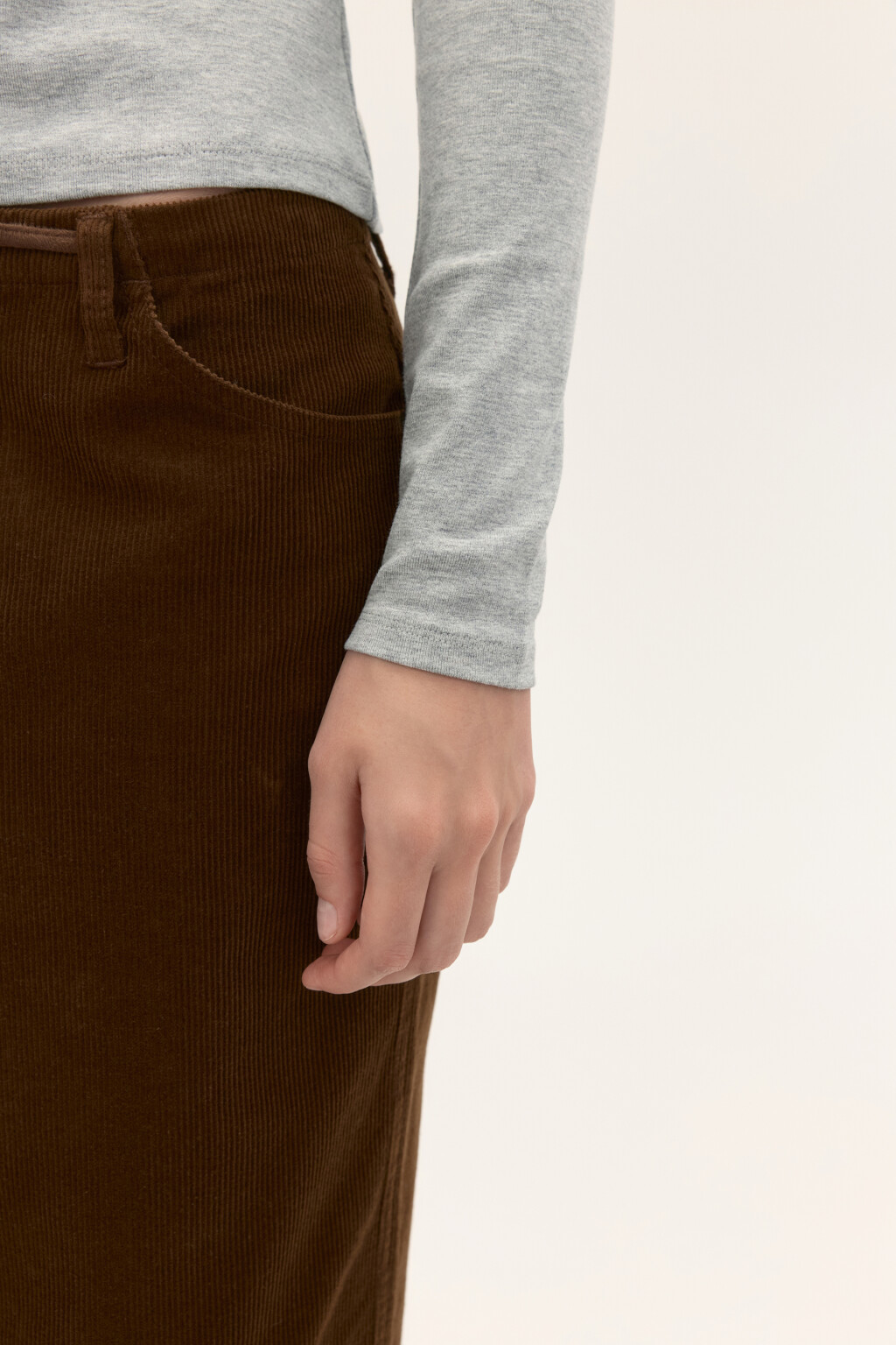 Лонгслив приталенный из вискозы - цвет серый - 6