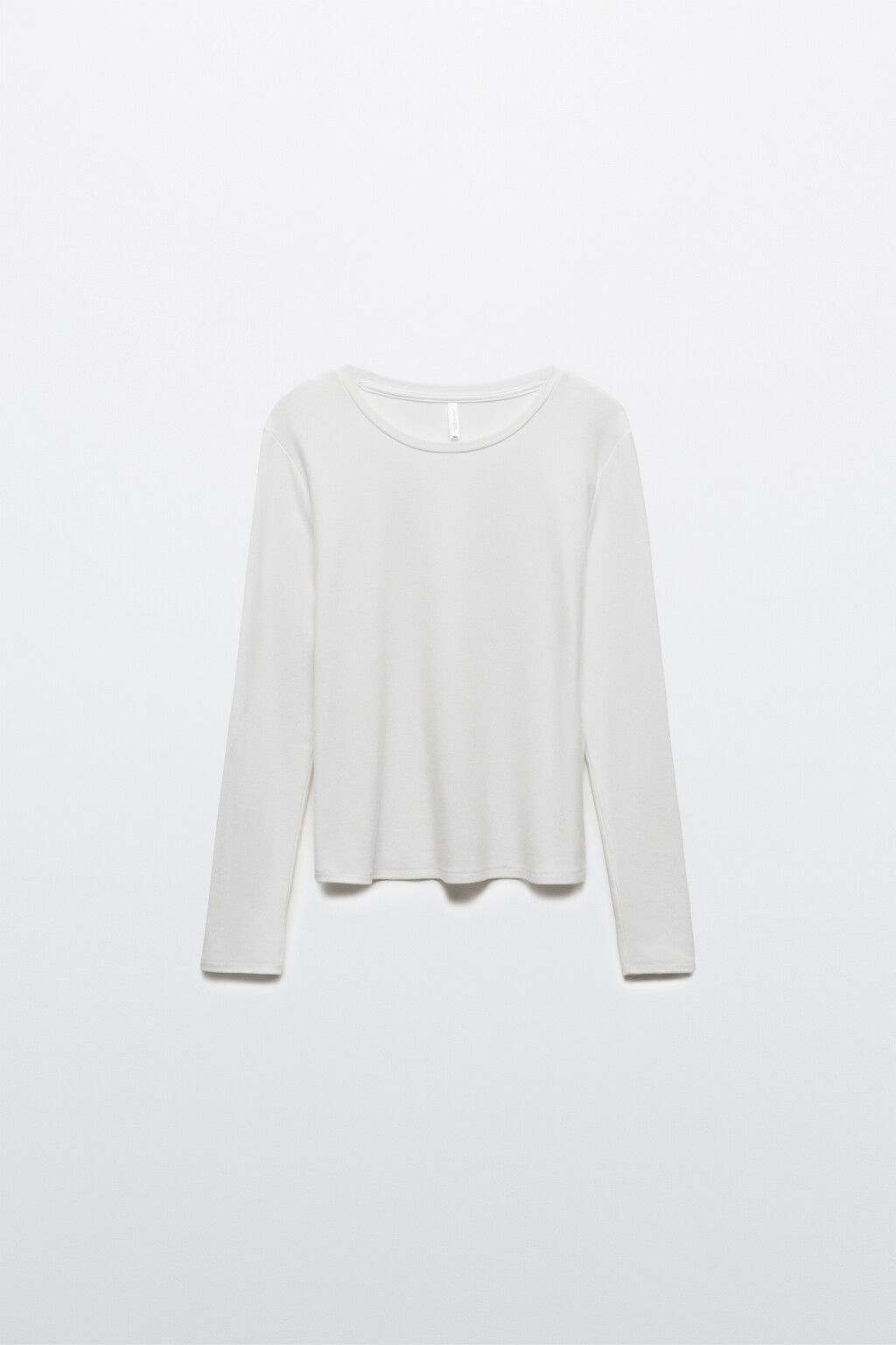 Лонгслив приталенный из вискозы - цвет белый - 7
