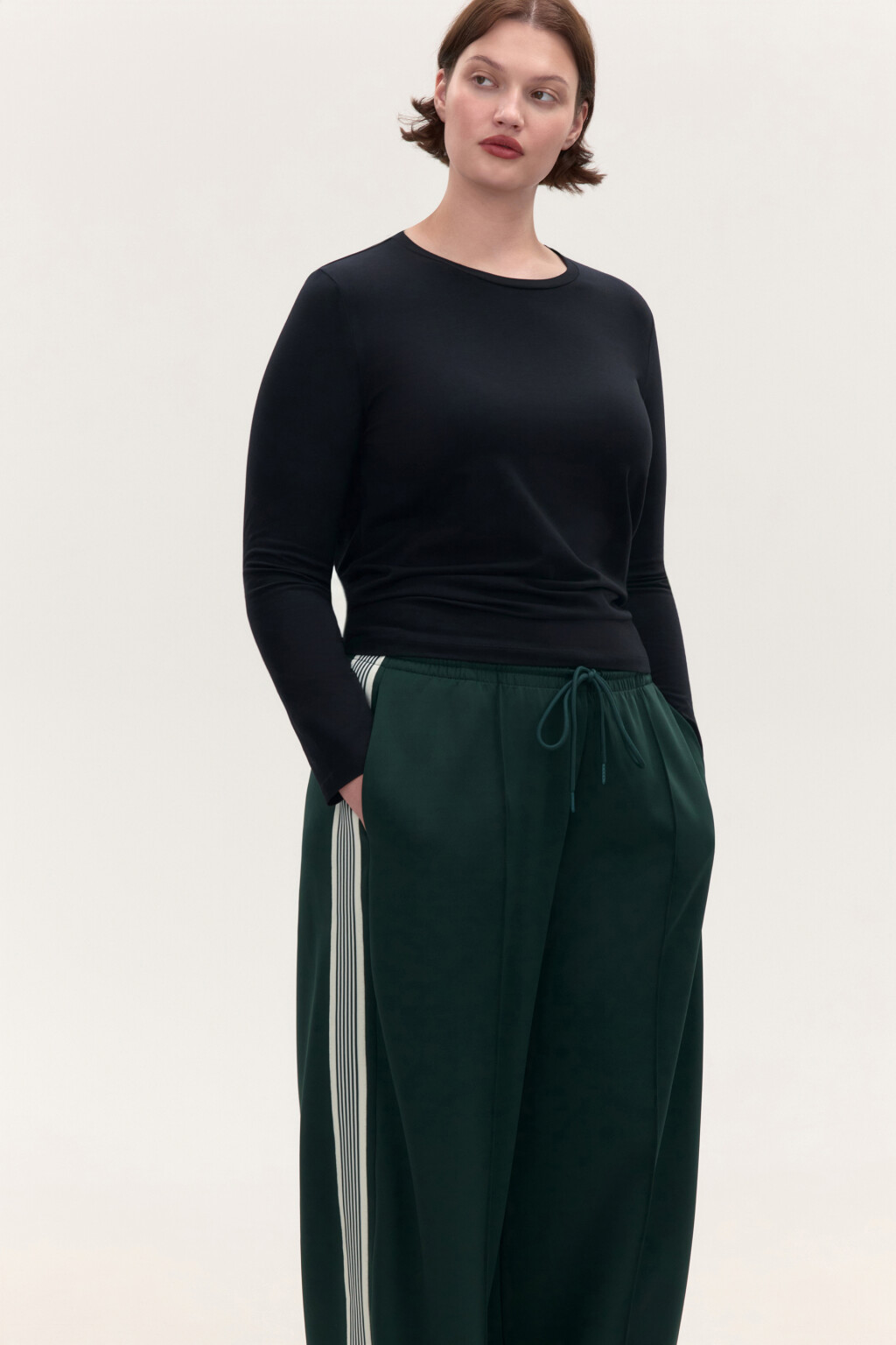 Лонгслив приталенный из вискозы - цвет черный - 1