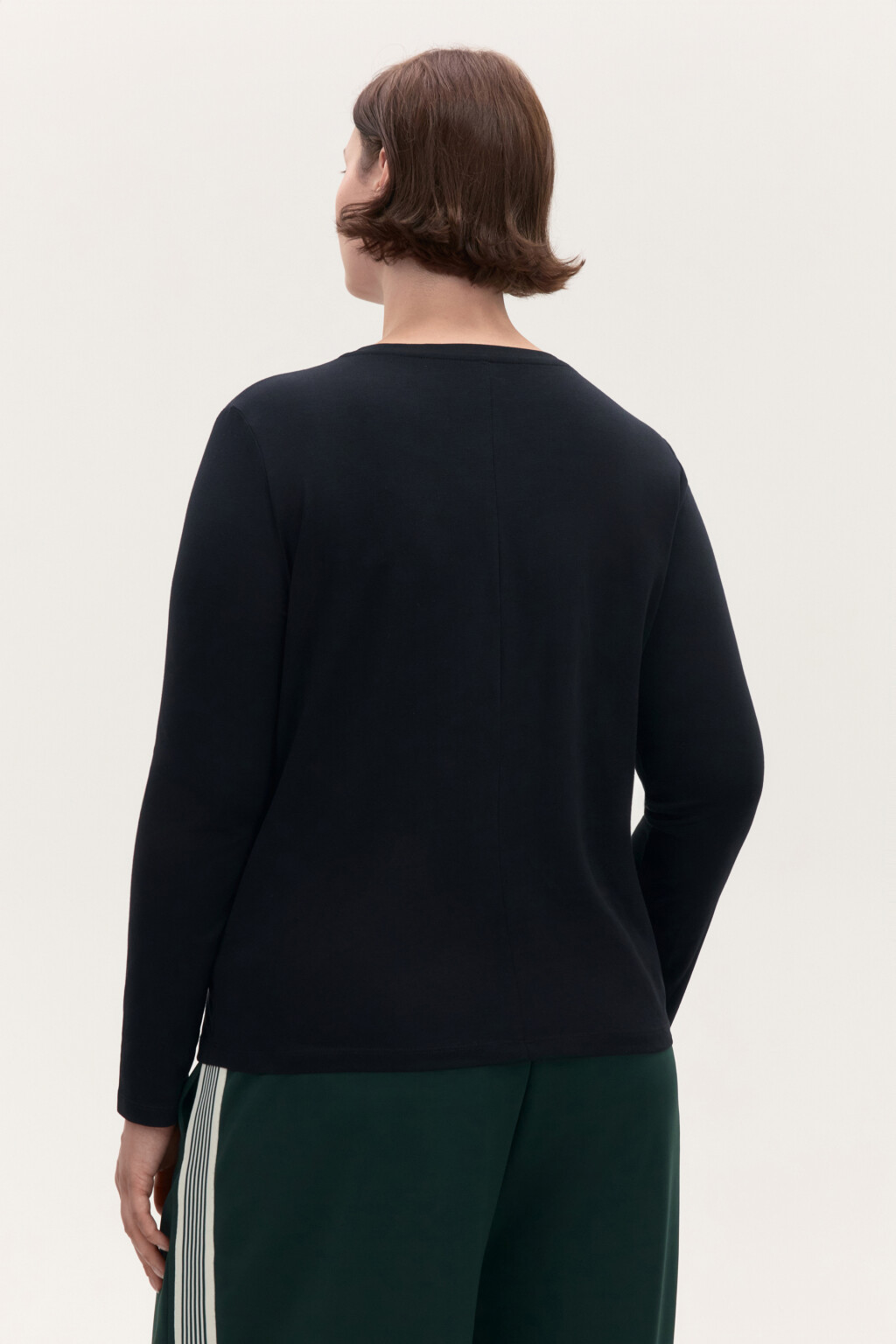 Лонгслив приталенный из вискозы - цвет черный - 3