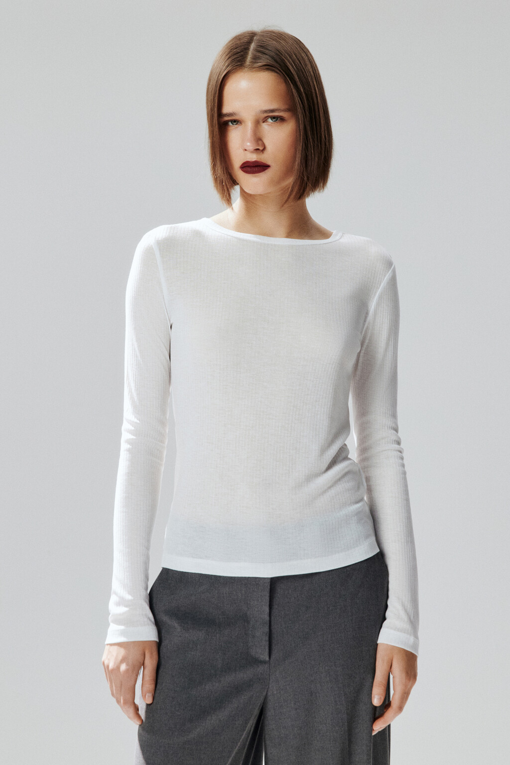 Лонгслив полупрозрачный в рубчик - цвет белый - 2