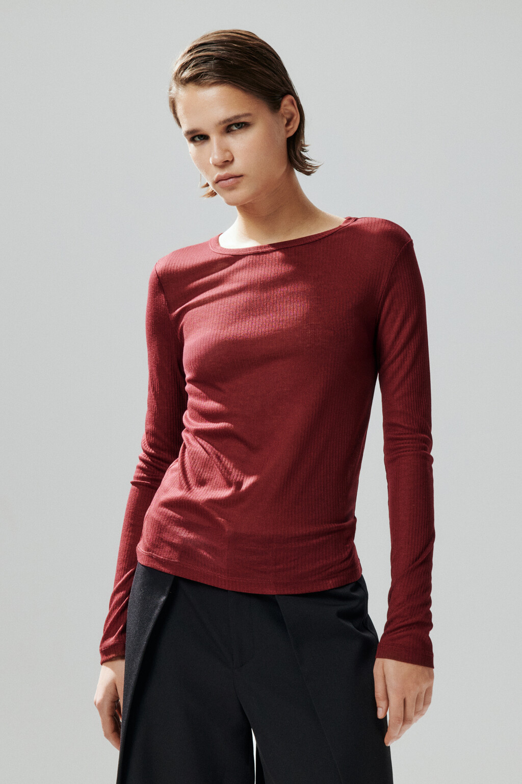 Лонгслив полупрозрачный в рубчик - цвет красный - 2