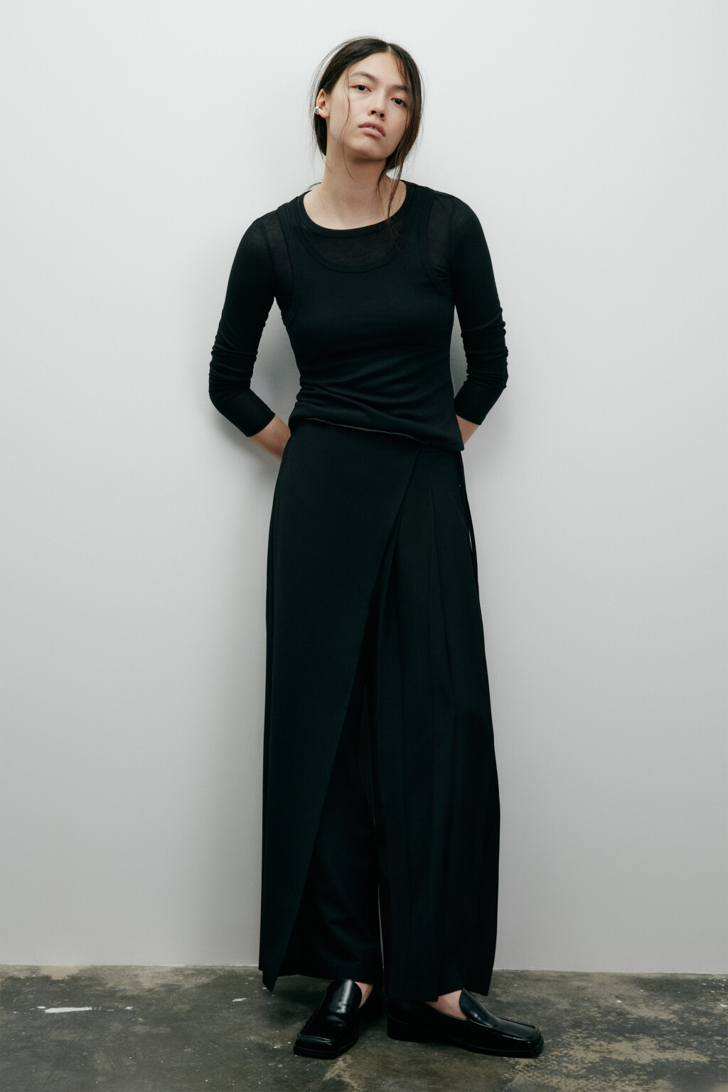 Лонгслив с имитацией майки - цвет черный - 5