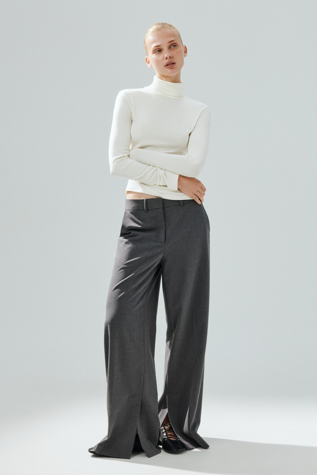 Водолазка из вискозного трикотажа - цвет молочный - 4