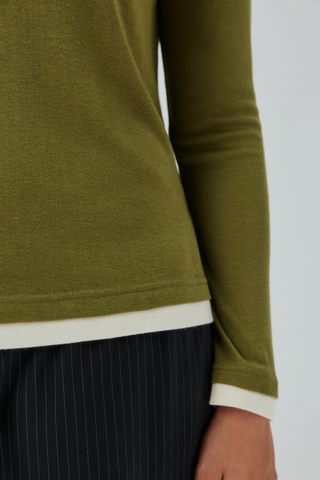 Лонгслив с имитацией второго слоя - цвет зеленый - 6