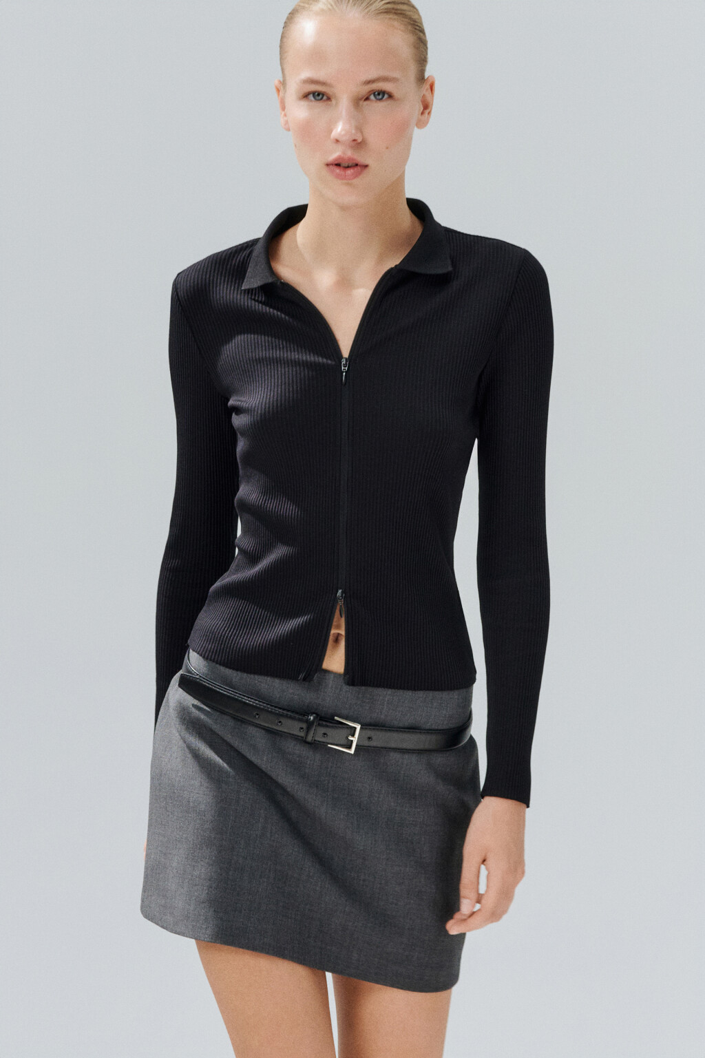 Лонгслив облегающий на молнии - цвет черный - 2