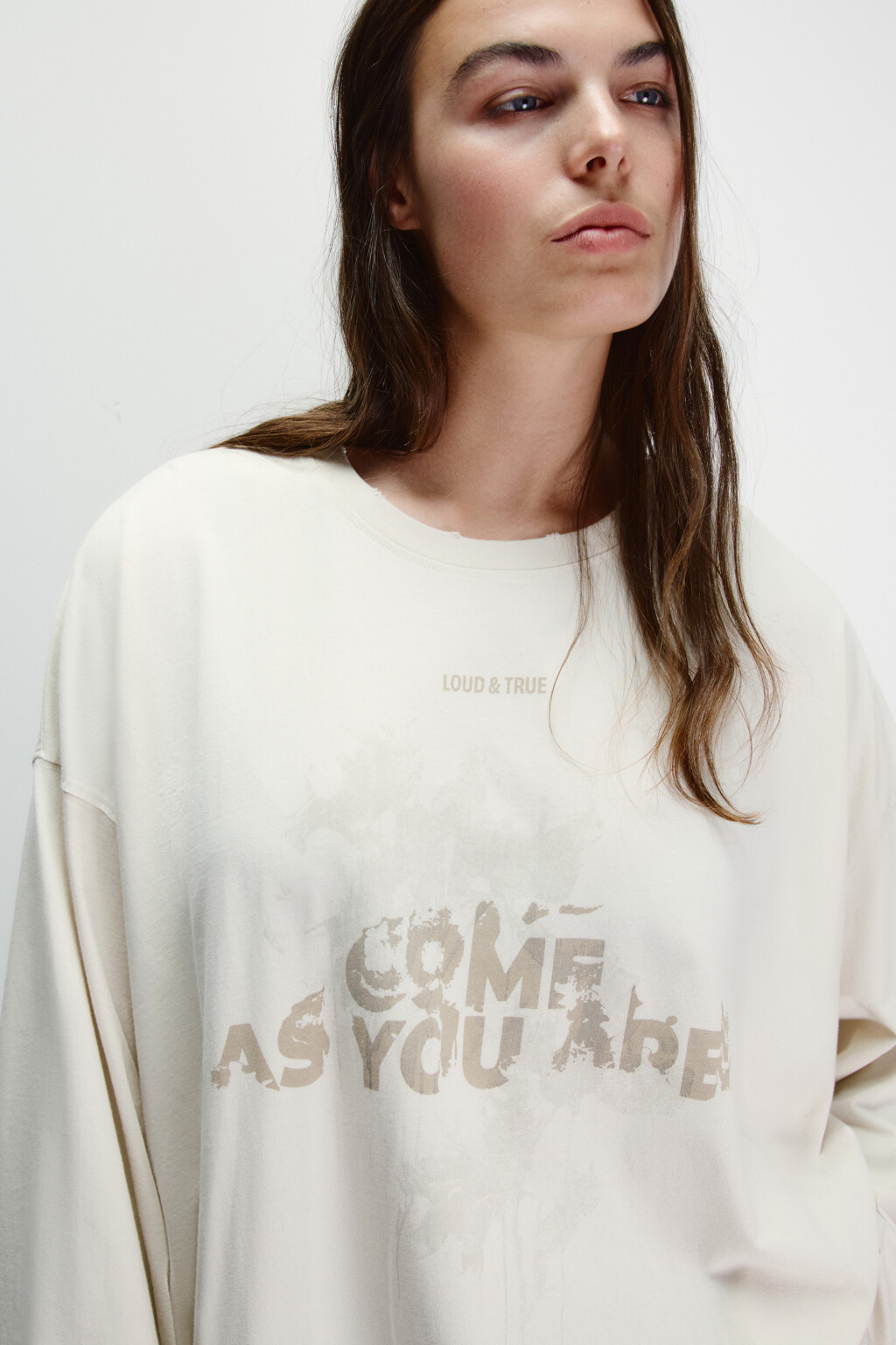 Лонгслив со стиркой и принтом - цвет бежевый - 6