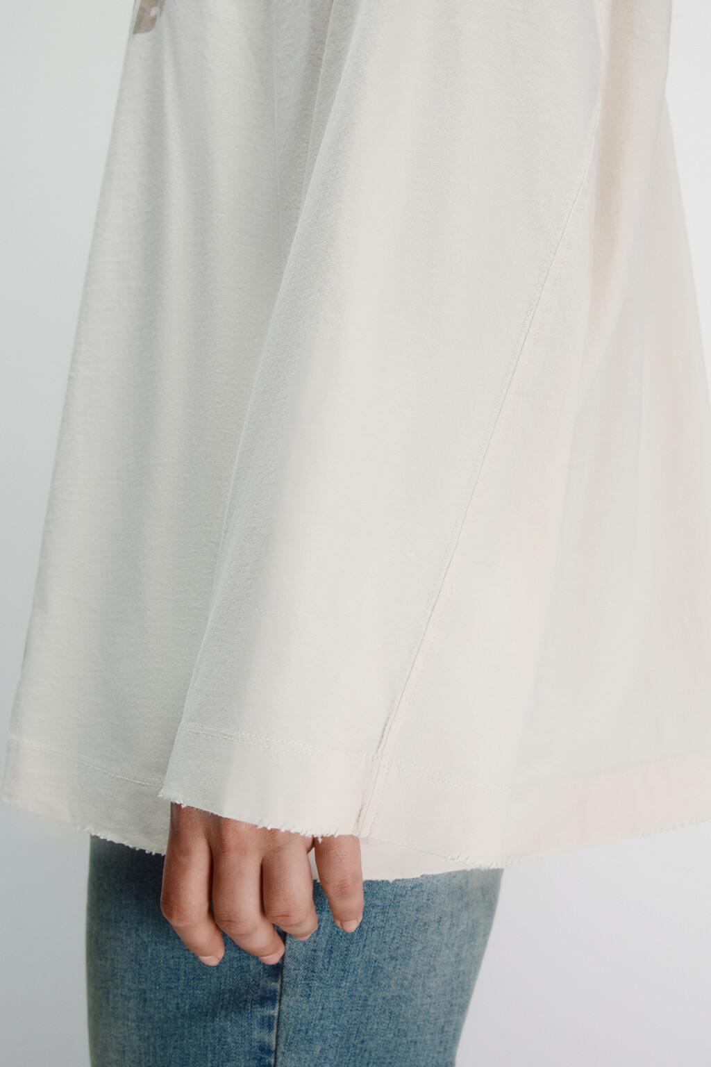 Лонгслив со стиркой и принтом - цвет бежевый - 7