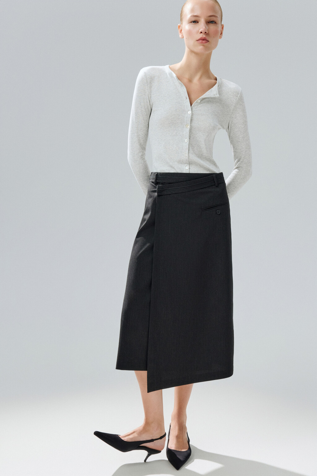 Лонгслив в рубчик на пуговицах - цвет серый - 1