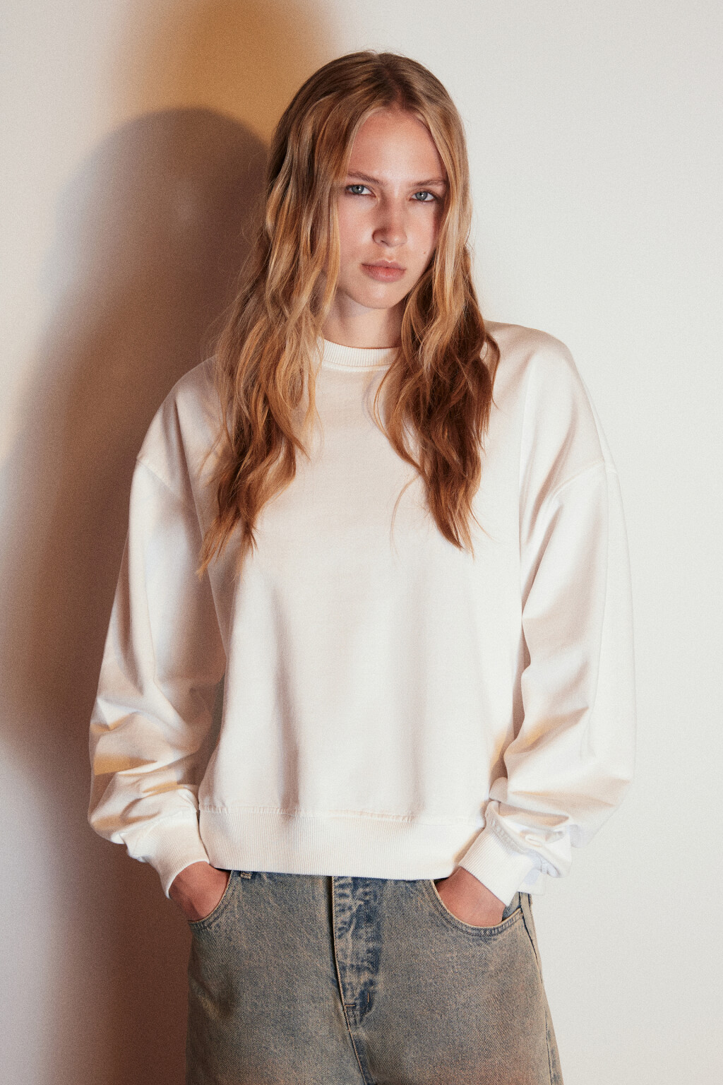 Свитшот базовый из футера - цвет молочный - 2