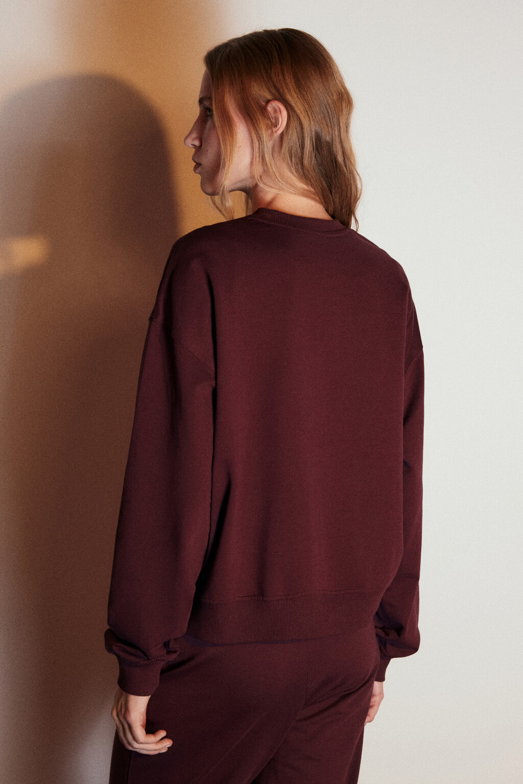 Свитшот базовый из футера - цвет бордовый - 3