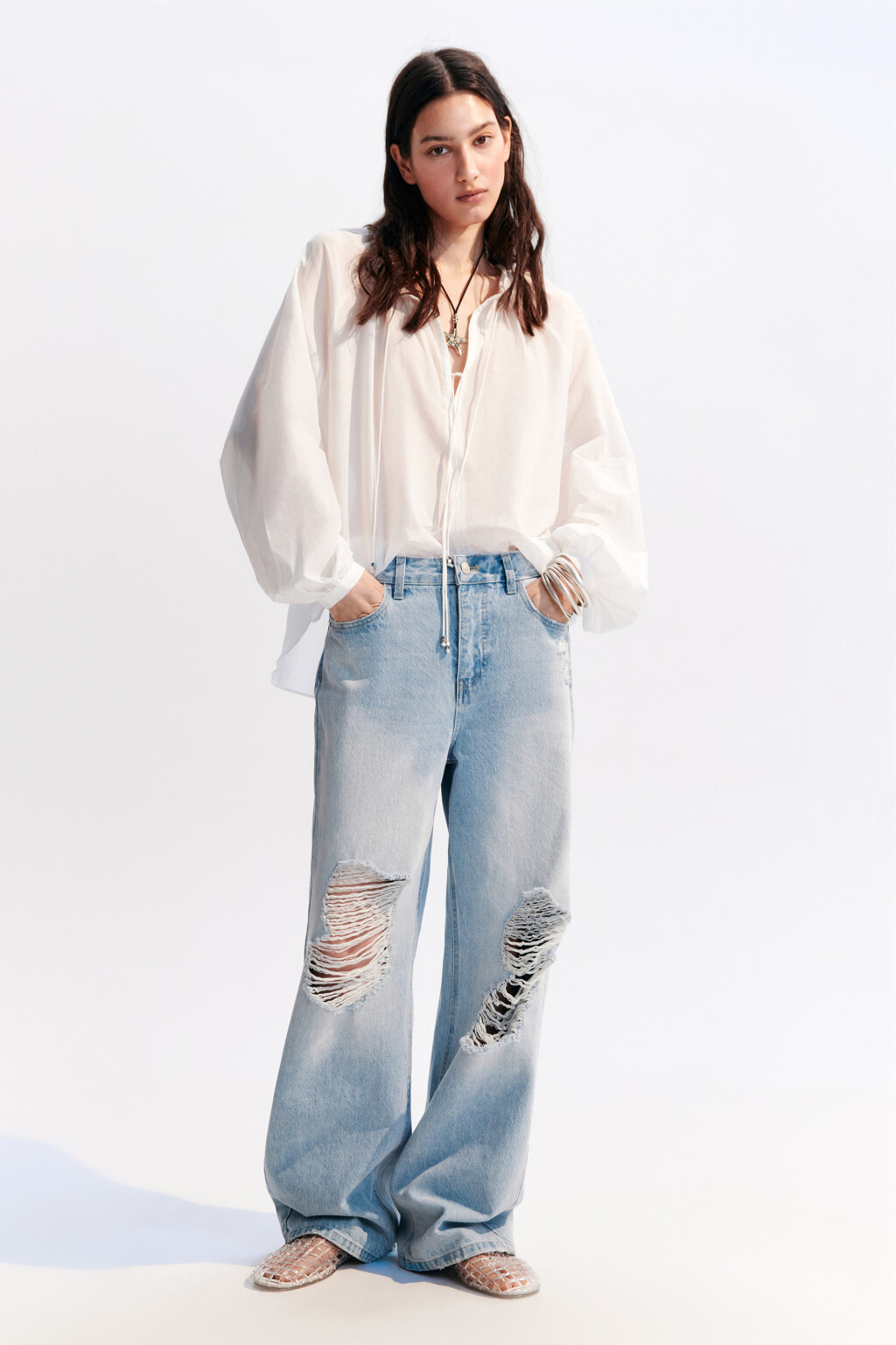 Джинсы baggy рваные на низкой посадке - цвет голубой - 5