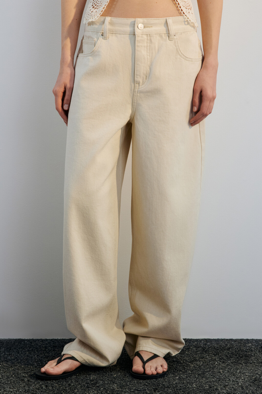 Джинсы baggy fit со средней посадкой - цвет бежевый - 2