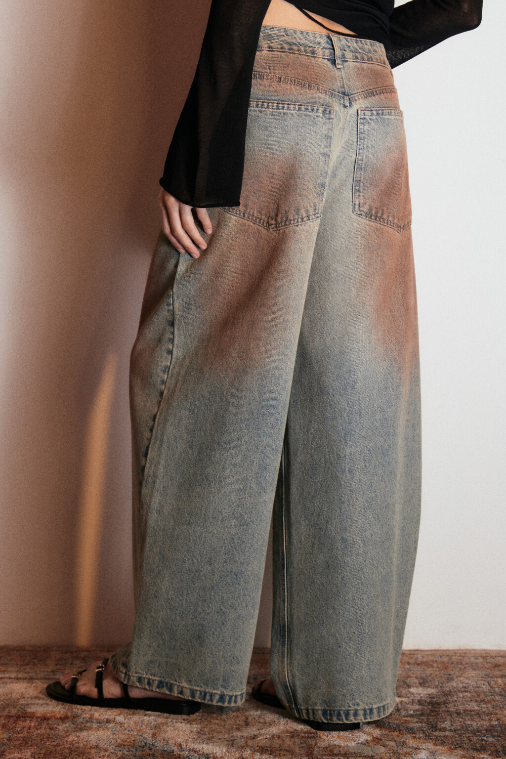 Джинсы baggy с эффектом dirty denim - цвет темный тинт - 3