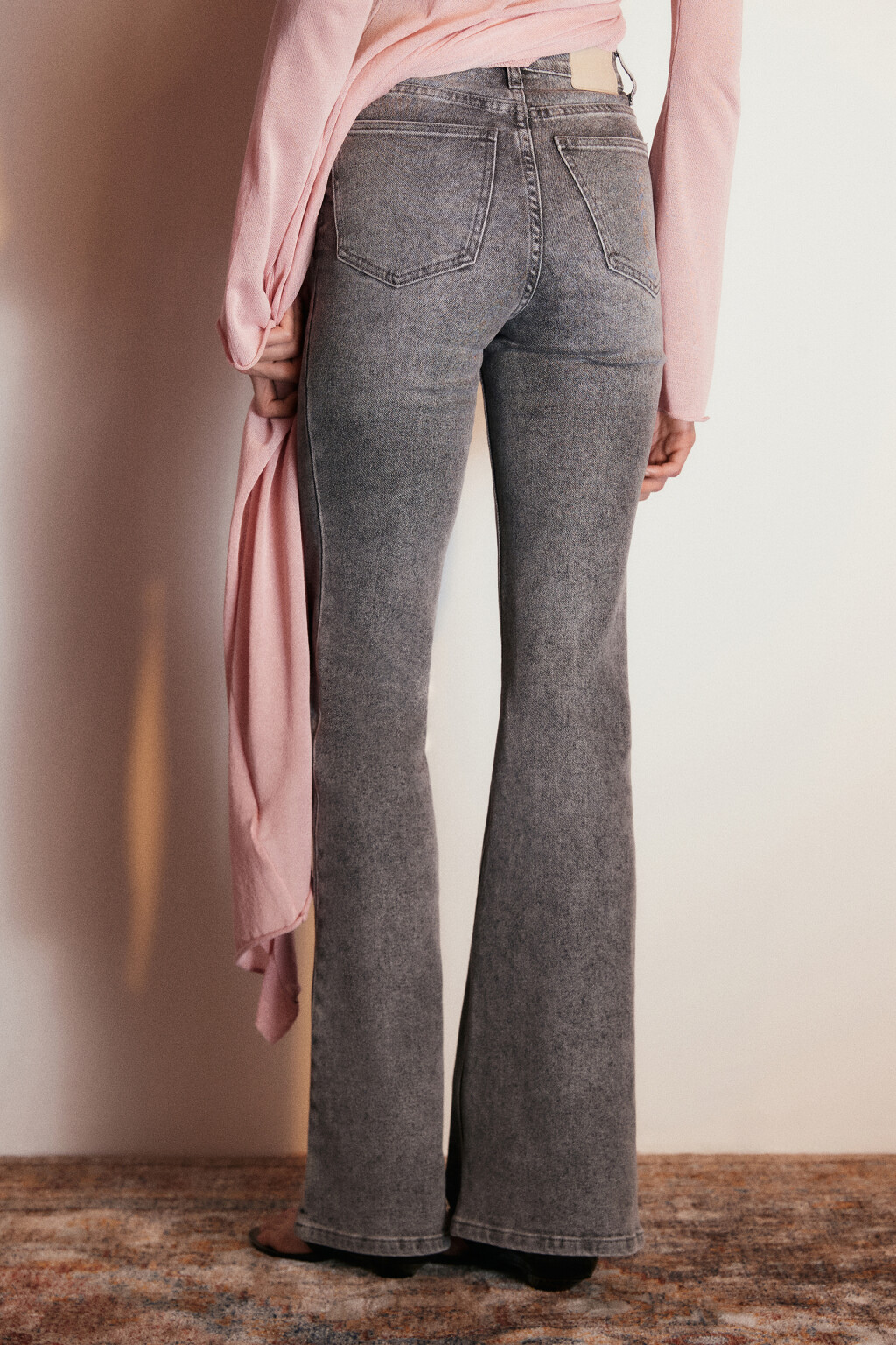 Джинсы клеш с высокой посадкой - цвет серый - 3