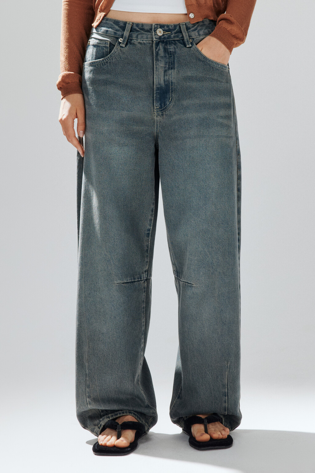 Джинсы barrel fit с вытачками на коленях - цвет темный тинт - 2