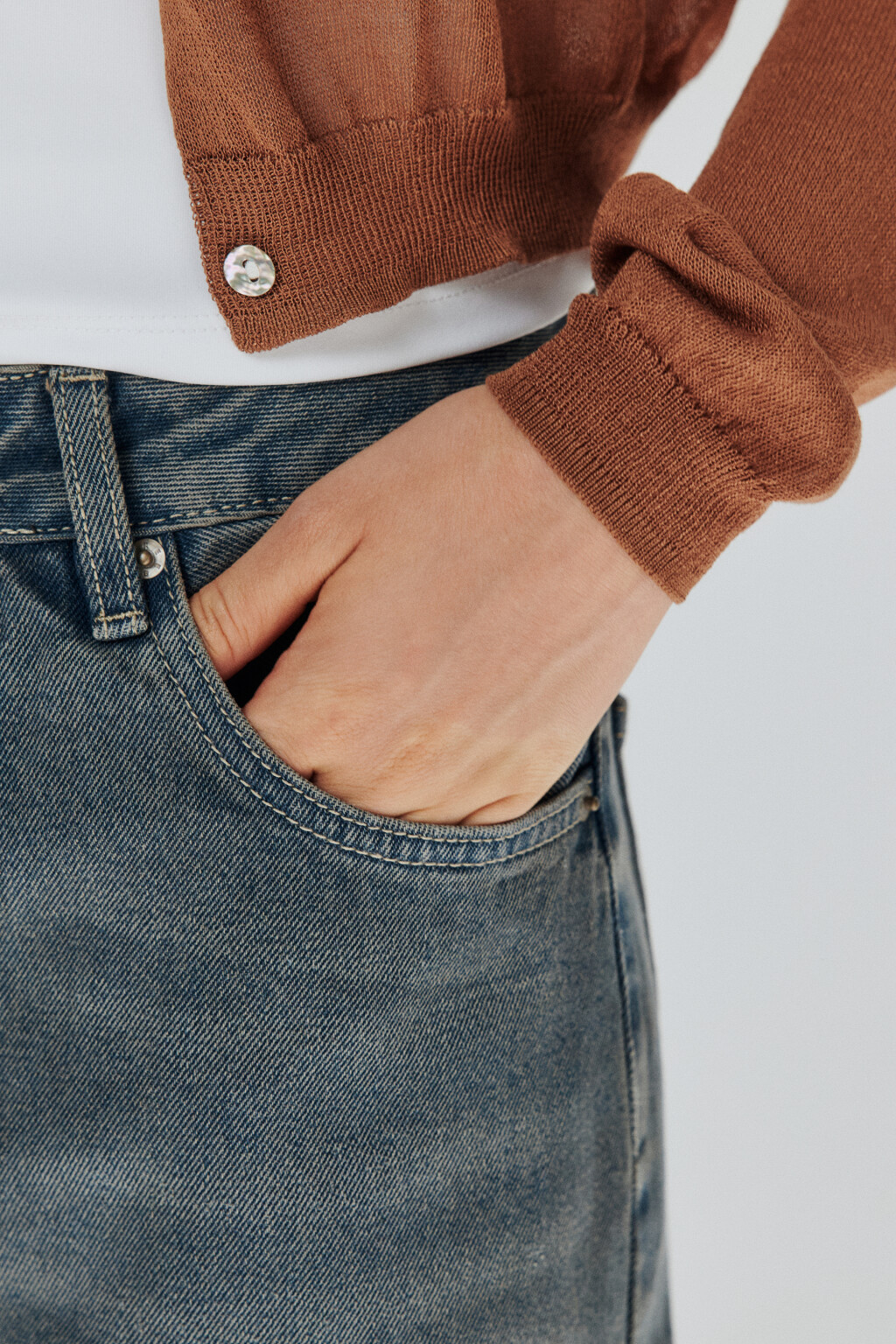 Джинсы barrel fit с вытачками на коленях - цвет темный тинт - 6