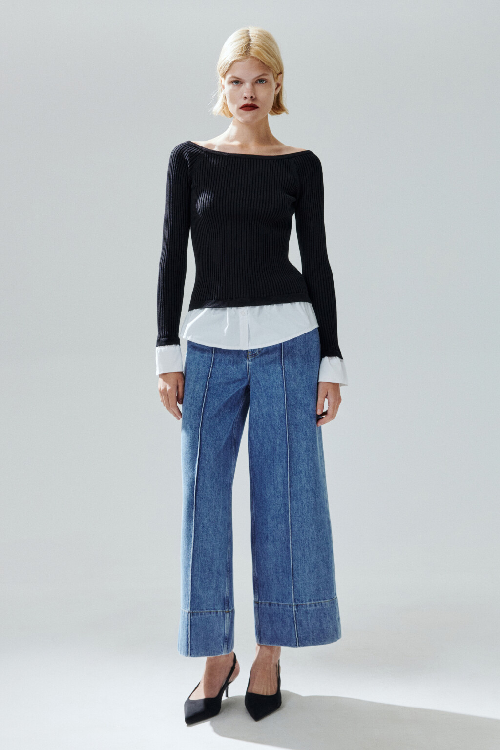 Джинсы укороченные со стрелками - цвет голубой - 4