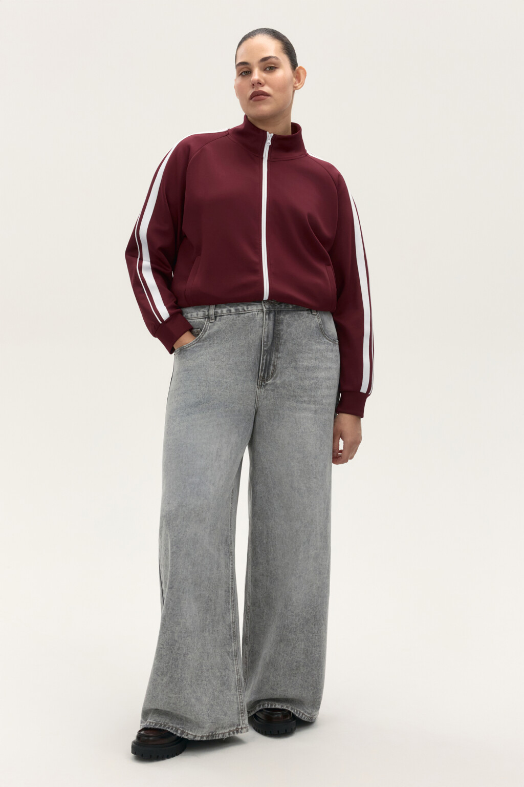 Джинсы широкие со средней посадкой - цвет серый - 4