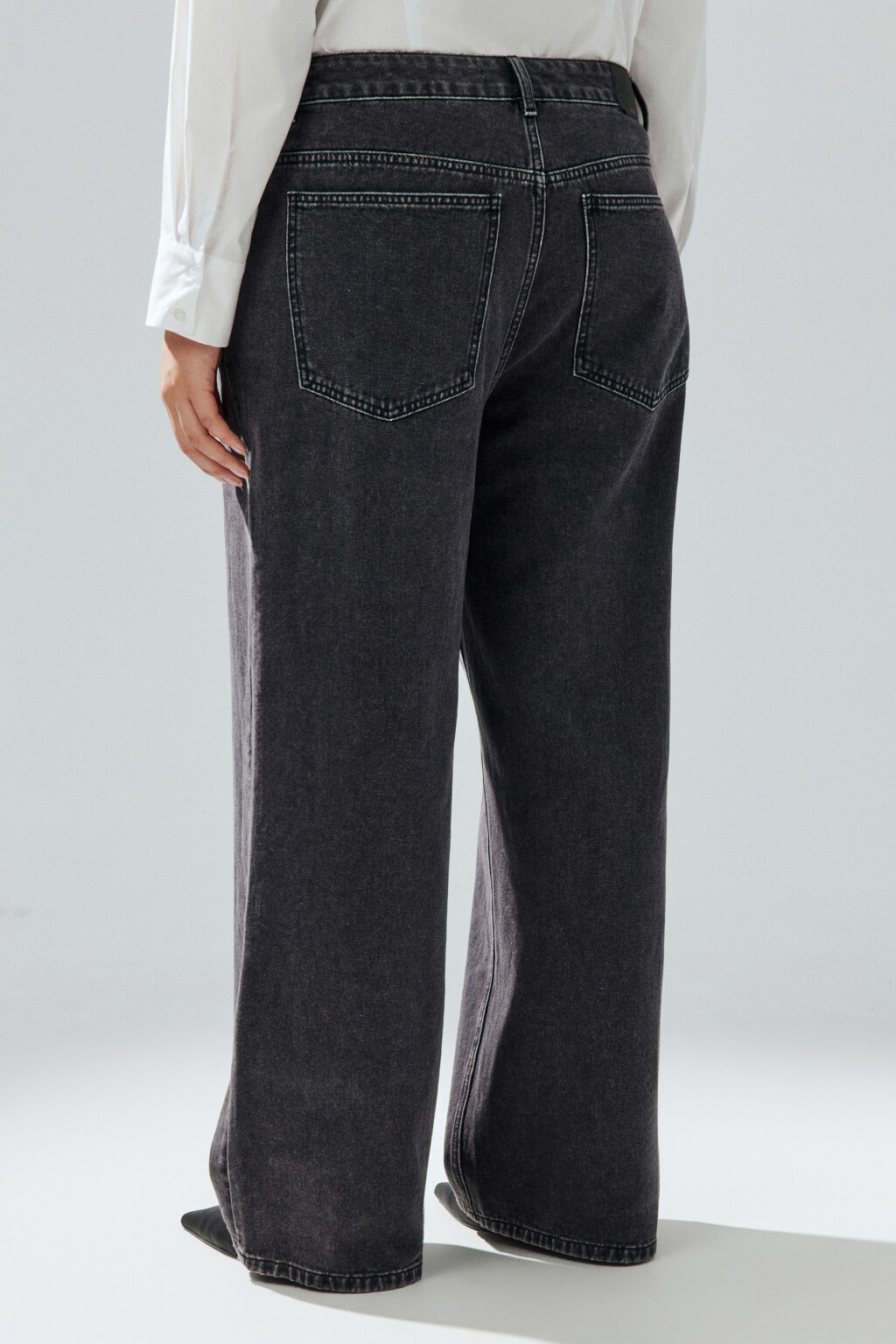 Джинсы прямые со средней посадкой - цвет серый - 2