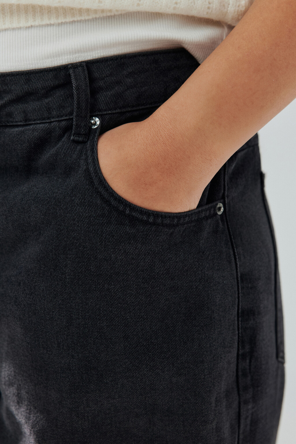 Джинсы прямые со средней посадкой - цвет черный - 5